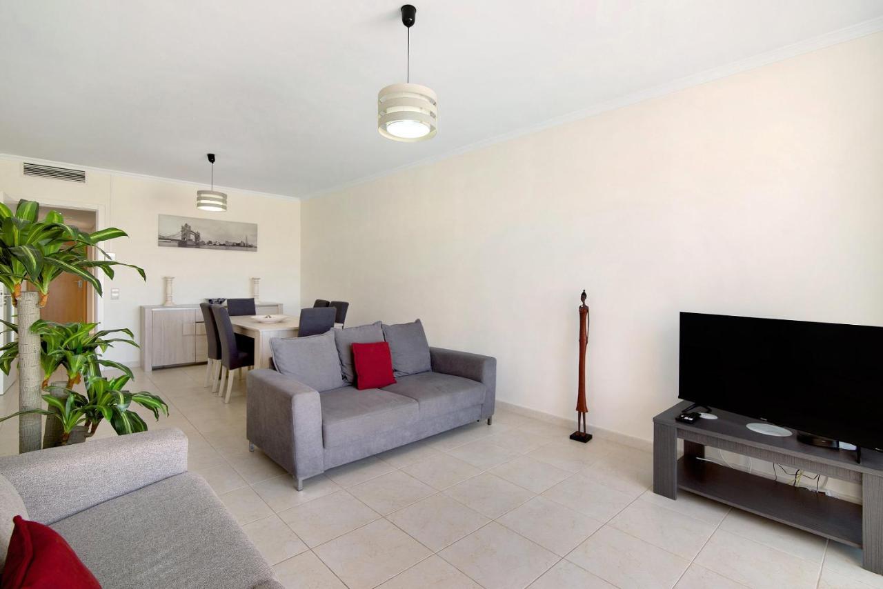 Townhouse Apartment *