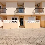 Albufeira Townhouse beach by AlbufeiraRentals